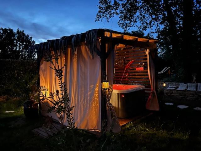 "La Brindille" Roulotte Tzigane De Charme Hebergement Insolite Saint-Paul-en-Forêt 外观 照片